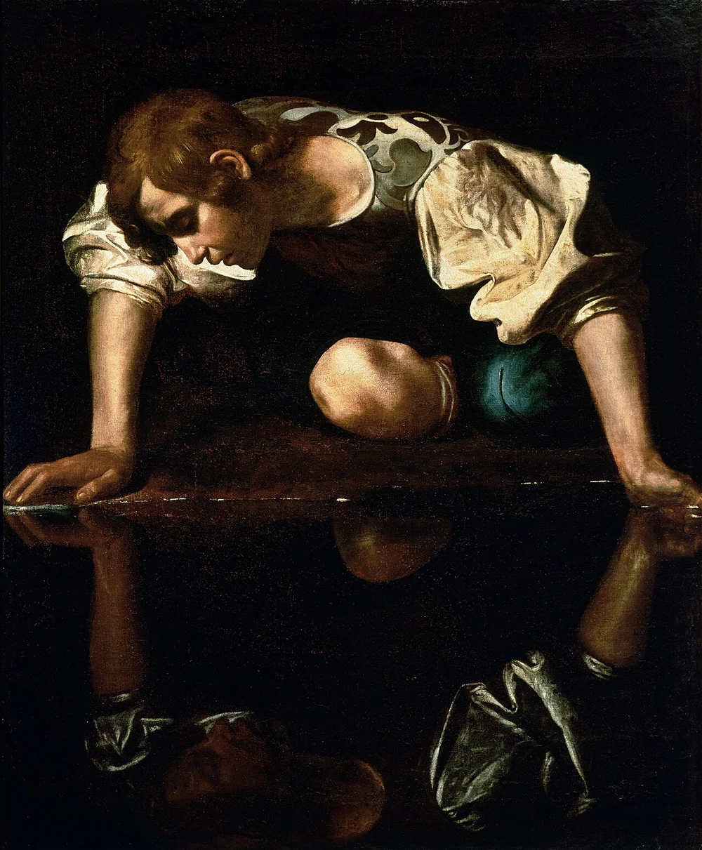 Caravaggio’nun Narkissos tablosu: suya eğilmiş bir genç, kendi yansımasına bakıyor.